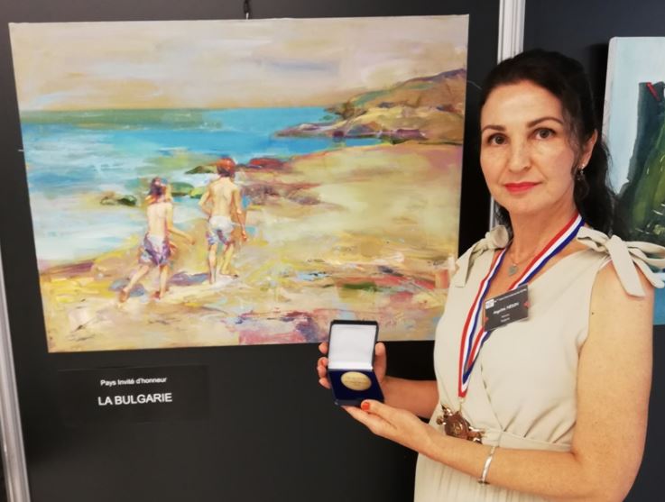 Бронзов медал- трета награда за живопис на  36-то Биенале „Международен салон за живопис и скулптура“ гр. Вител Франция 2021
