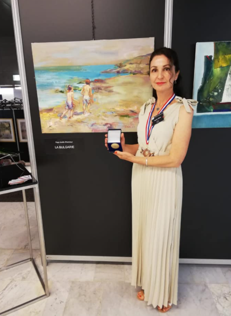 Ангелина Недин Бронзов медал- трета награда за живопис на 36-то Биенале „Международен салон за живопис и скулптура“ гр. Вител Франция 2021
